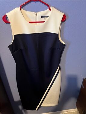 Tommy Hilfiger Navy and White Colorblock Sheath Mini Dress